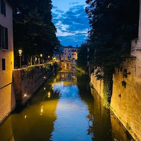 Il Salotto Sul Rio Apartment *